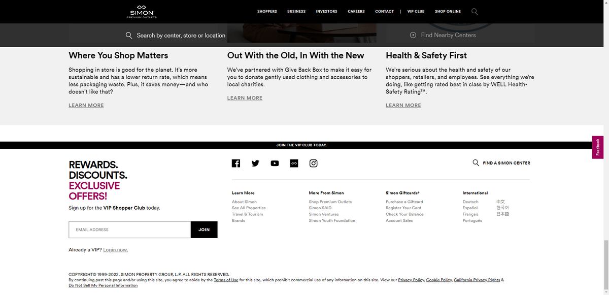 At the bottom of the website for Simon Premium Outlets is the footer. On the left side of the footer it says “REWARDS. DISCOUNTS. EXCLUSIVE OFFERS!” It’s then followed by a small form — with one field for the email address and a JOIN button.