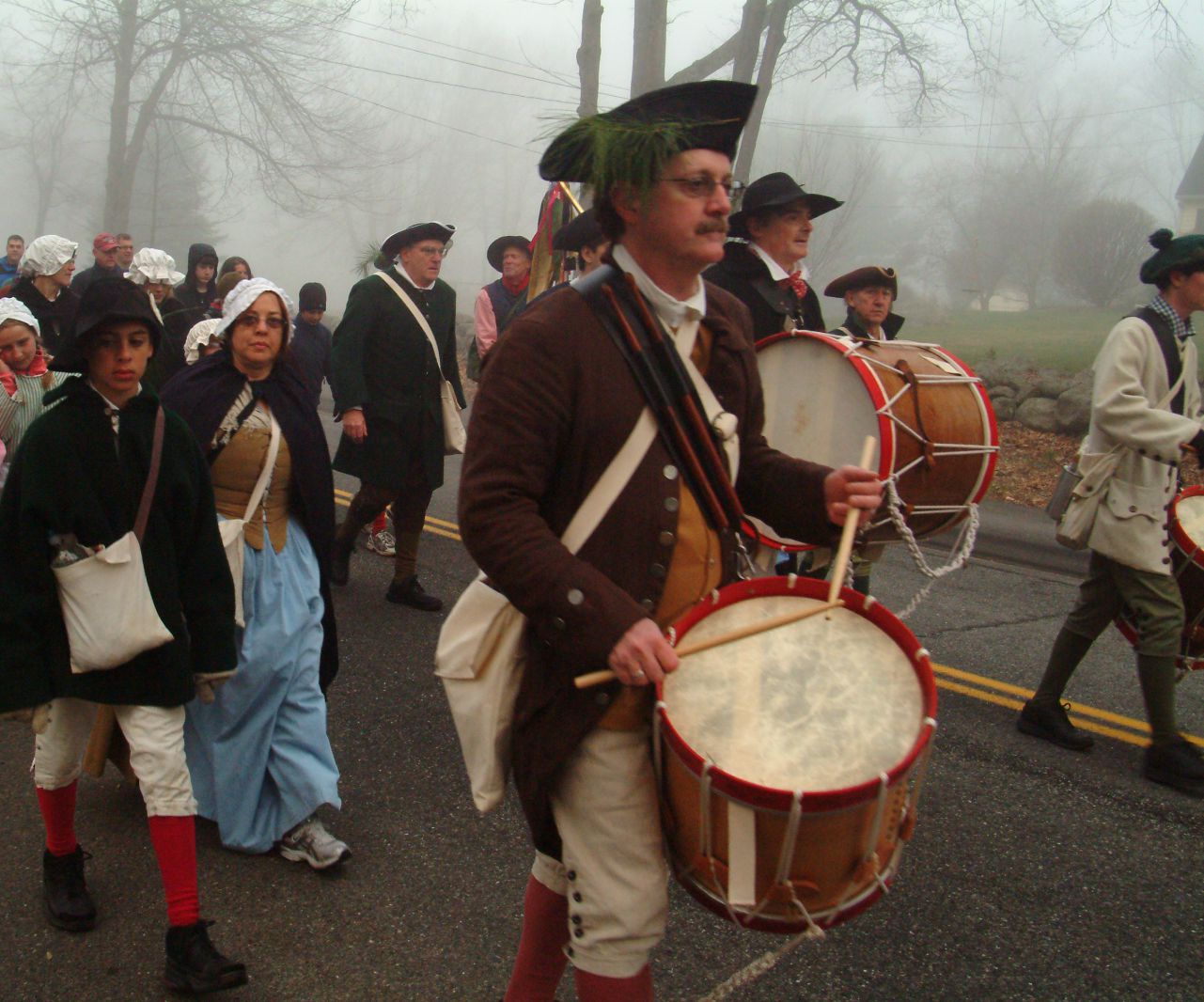 Picture of colonial re-enactors marching